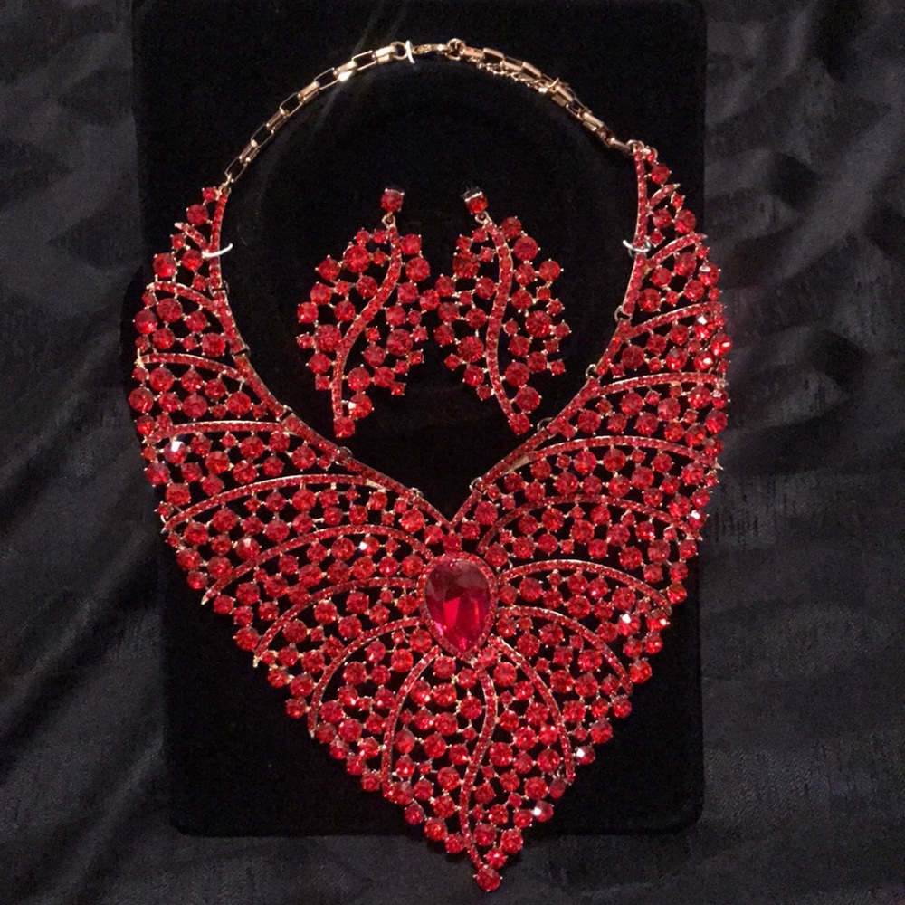 All red ruby necklace with earrings